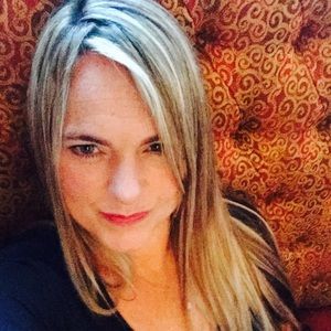 Meet your Posher, Dara